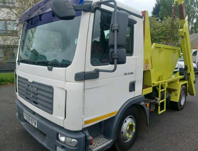 2009 Man Truck for Sale with 10 Skips