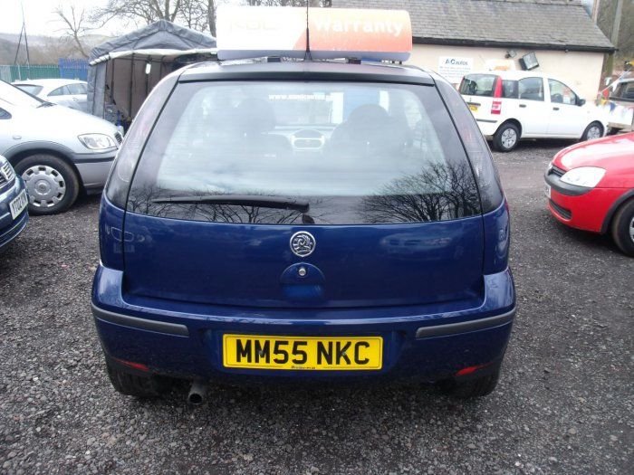 2005 Vauxhall Corsa 1.2i 16V SXi+ 3dr image 3