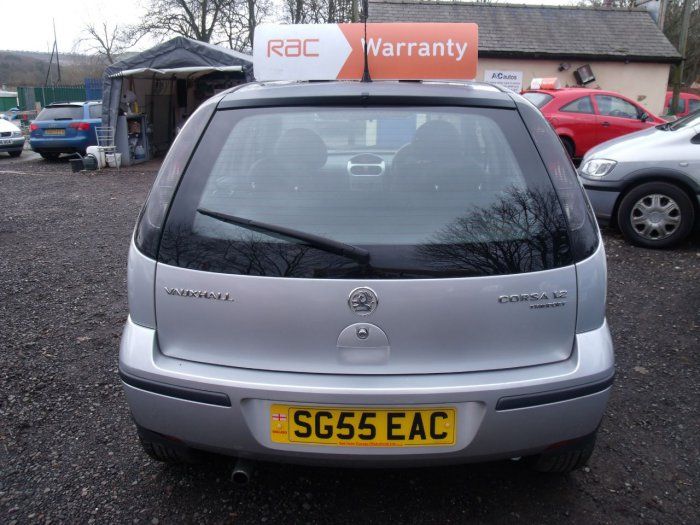 2005 Vauxhall Corsa 1.2i 16V SXi 5dr image 3