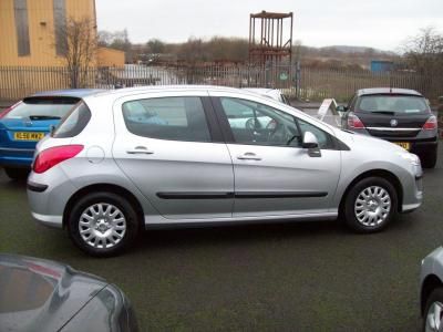 2010 Peugeot 308 1.6 VTi S 5dr image 3