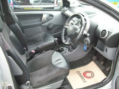 2009 Toyota Aygo 1.0 VVT-i Platinum image 4