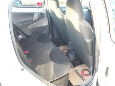 2009 Peugeot 107 1.0 12v Urban 5dr image 5