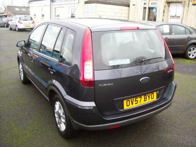 2007 Ford Fusion 1.6 Zetec 5dr image 2