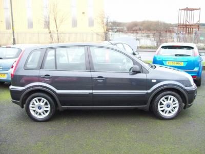2007 Ford Fusion 1.6 Zetec 5dr image 3