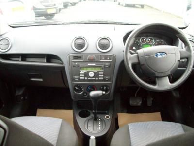 2007 Ford Fusion 1.6 Zetec 5dr image 4