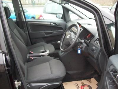 2005 Vauxhall Zafira 1.6i 16v Life image 4