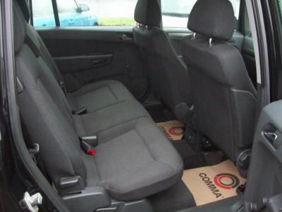2005 Vauxhall Zafira 1.6i 16v Life image 5