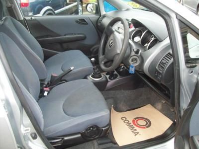 2005 Honda Jazz 1.2i DSI 5dr image 4