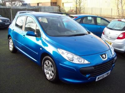 2005 Peugeot 307 1.6 16V S 5dr image 1