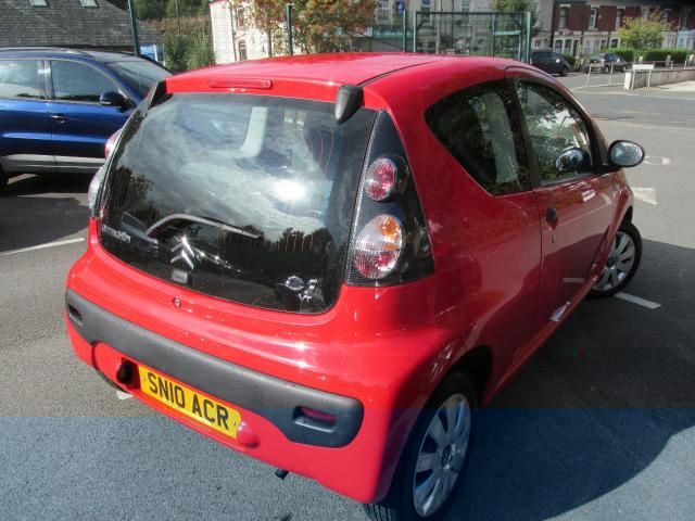 2010 CITROEN C1 1.0 VT 3dr image 2