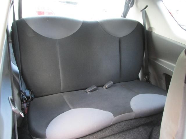 2010 CITROEN C1 1.0 VT 3dr image 5