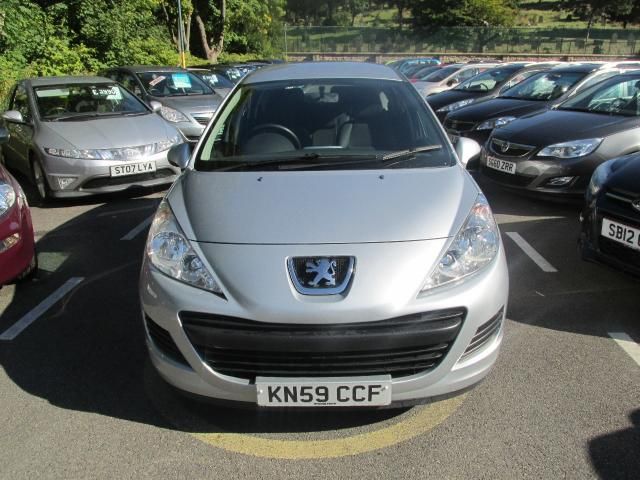 2009 PEUGEOT 207 1.6 SW S HDI 5dr image 2