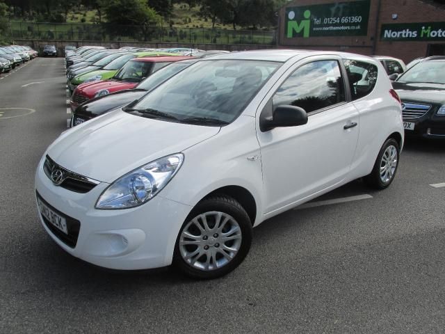 2012 HYUNDAI I20 1.2 CLASSIC 3DR image 1
