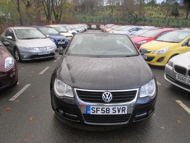 2009 VOLKSWAGEN EOS 2.0 FSI 2dr image 2