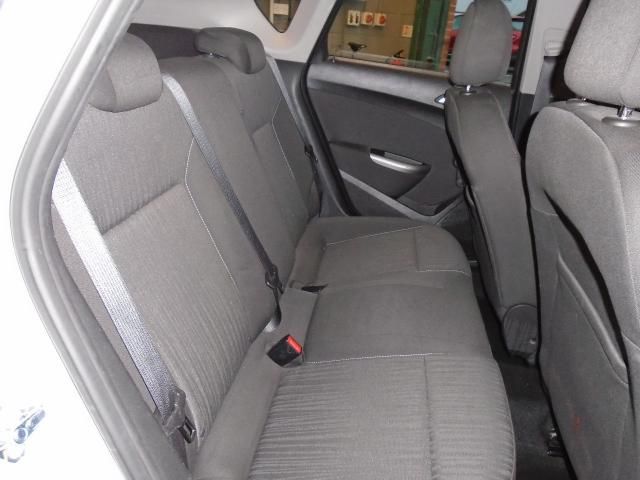 2011 VAUXHALL ASTRA 1.3 CDTI ECOFLEX 5dr image 5