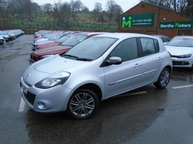 2011 RENAULT CLIO 1.1 5dr image 1