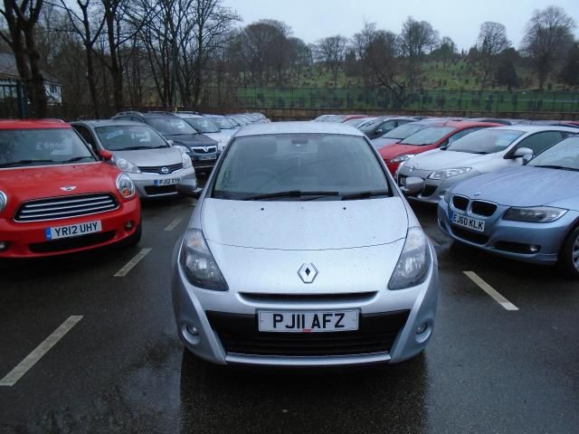 2011 RENAULT CLIO 1.1 5dr image 2