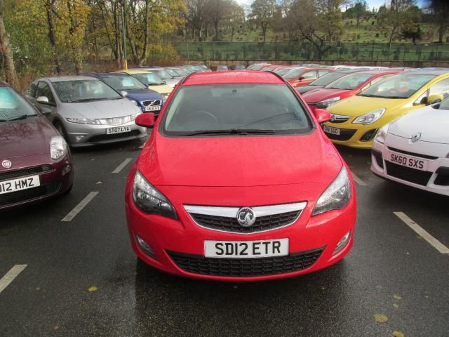 2012 VAUXHALL ASTRA 1.7 CDTI 5dr image 2