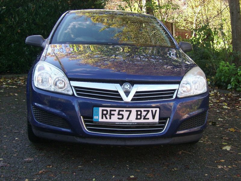 2007 Vauxhall Astra 1.7 CDTi 16v Club 5dr image 2