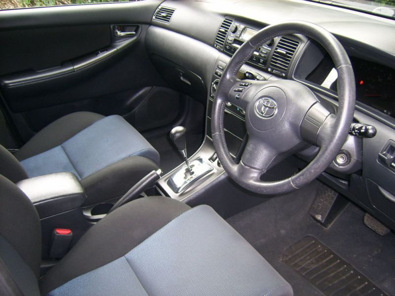 2004 Toyota Corolla 1.4 5dr image 5