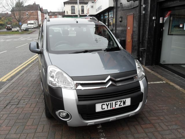 2011 CITROEN BERLINGO MULTISPACE 1.6 HDi 5dr image 2