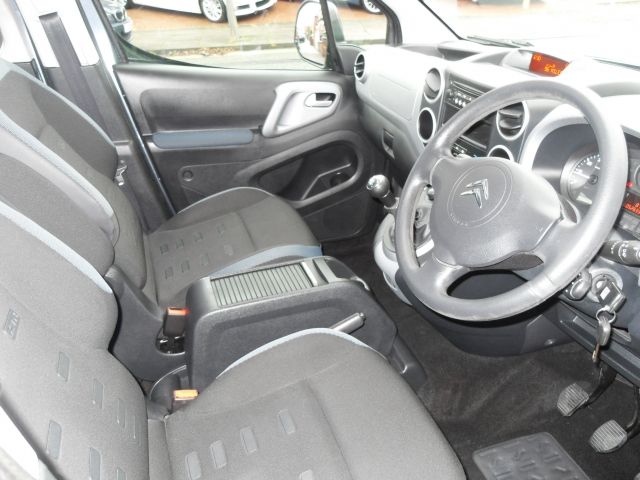 2011 CITROEN BERLINGO MULTISPACE 1.6 HDi 5dr image 5