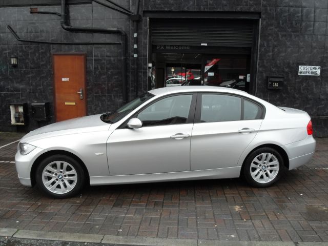 2006 BMW 3 SERIES 320i SE 4dr image 3