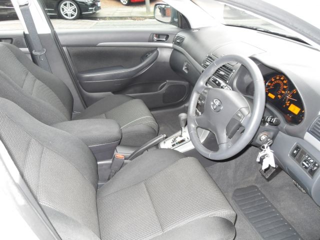 2007 TOYOTA AVENSIS 2.0 VVT-i T4 5dr image 5