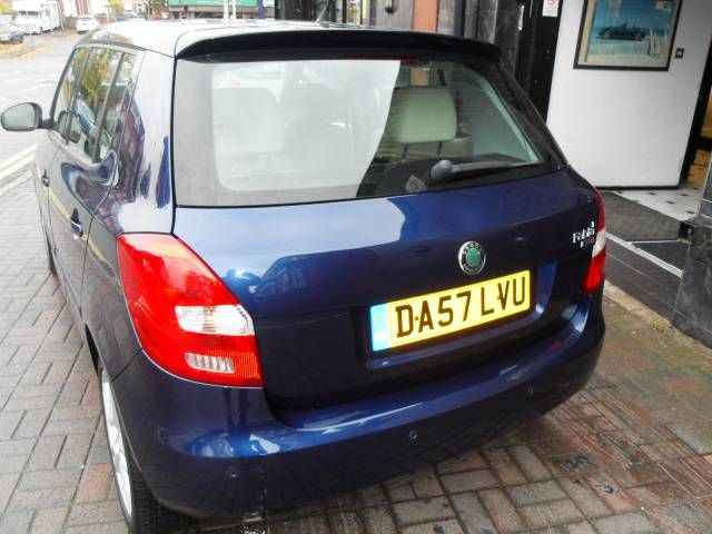 2007 SKODA FABIA 1.6 16V 3 5dr image 4