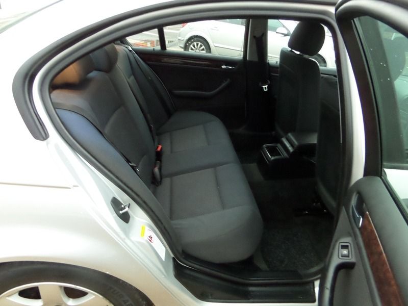 2002 BMW 3 SERIES image 5