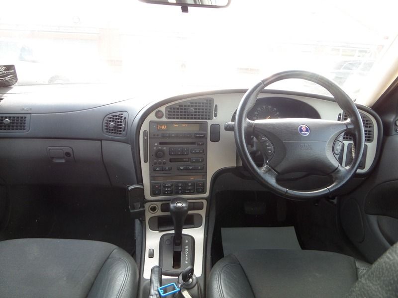 2005 Saab 9-5 image 4