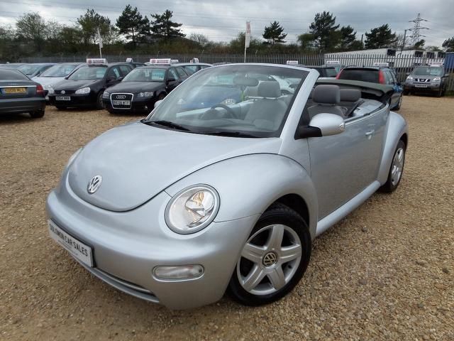 2005 Volkswagen Beetle 8V image 1