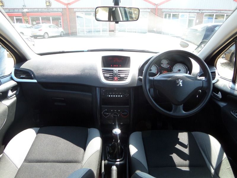 2009 Peugeot 207 SW S HDI image 4