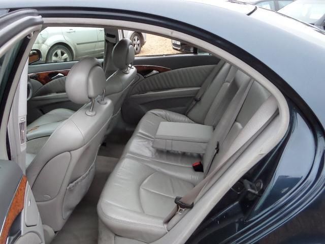 2003 Mercedes E270 CDI Elegance image 5