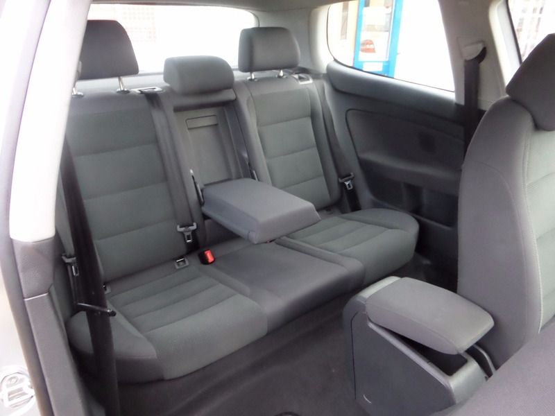 2005 Volkswagen Golf TDi image 5