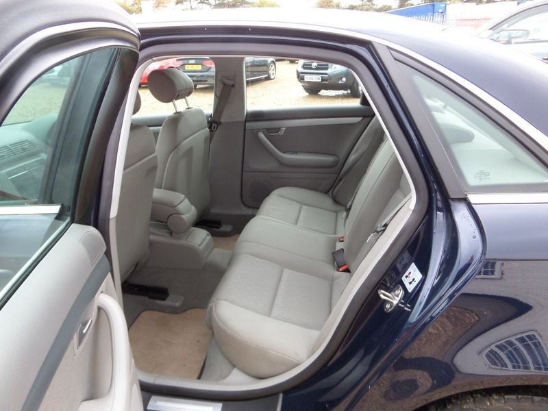 2005 Audi A4 TDI SE image 5