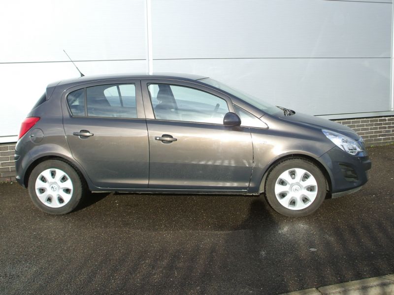 2013 Vauxhall Corsa 1.2 Exclusiv AC image 2