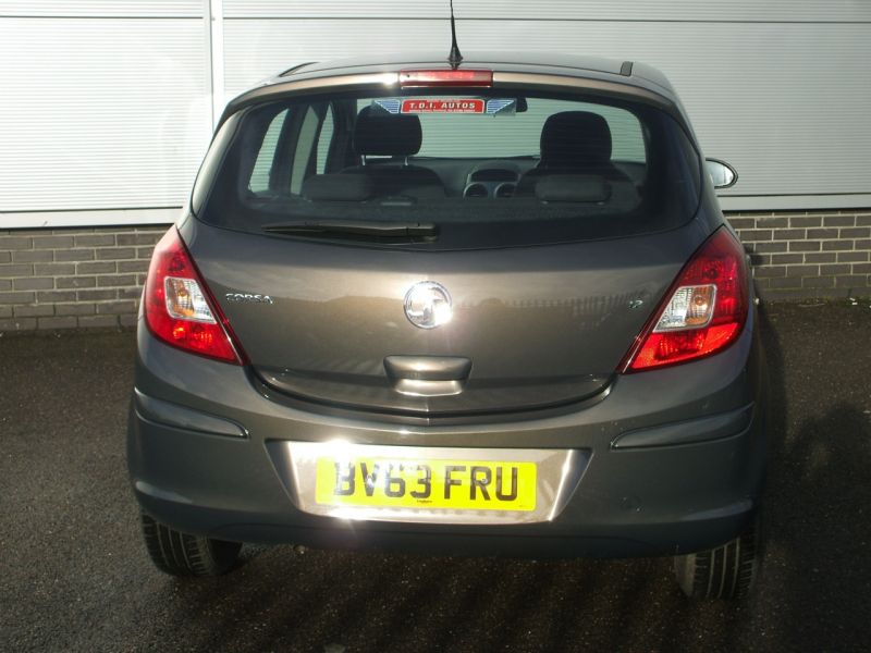 2013 Vauxhall Corsa 1.2 Exclusiv AC image 3
