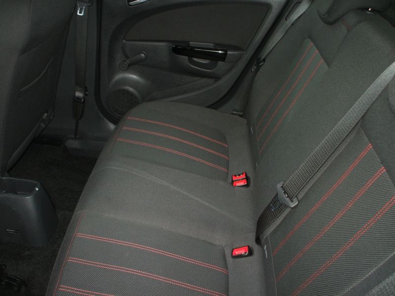 2013 Vauxhall Corsa 1.2 SXi AC image 5