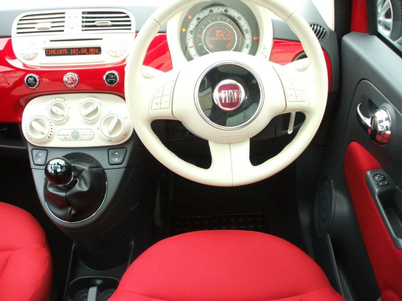 2012 Fiat 500 1.2 Lounge image 4