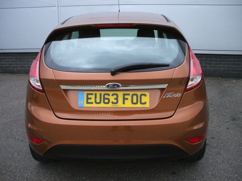 2013 Ford Fiesta 1.2 Zetec image 3