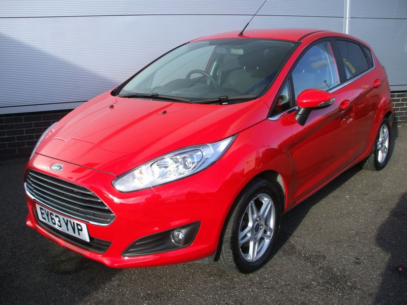 2013 Ford Fiesta 1.0 Zetec image 1
