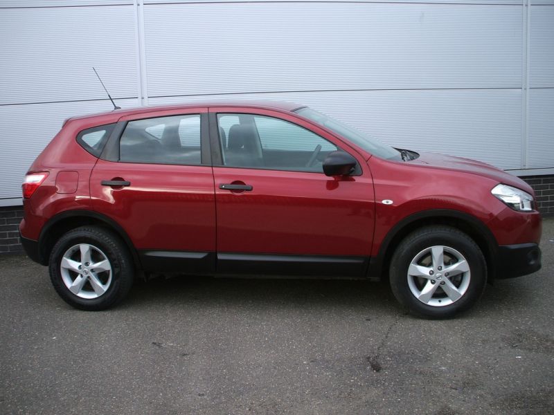 2012 Nissan Qashqai 1.6 Visia image 2
