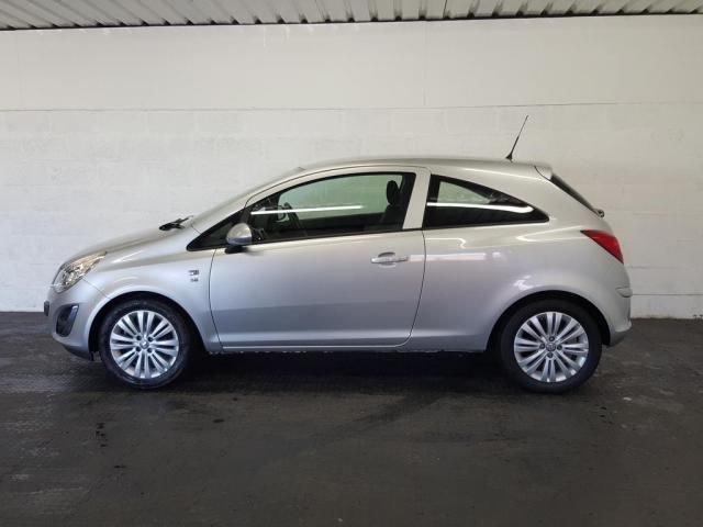 2012 VAUXHALL CORSA 1.2 i 16v 3dr image 2