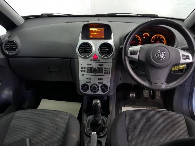 2012 VAUXHALL CORSA 1.2 i 16v 3dr image 4