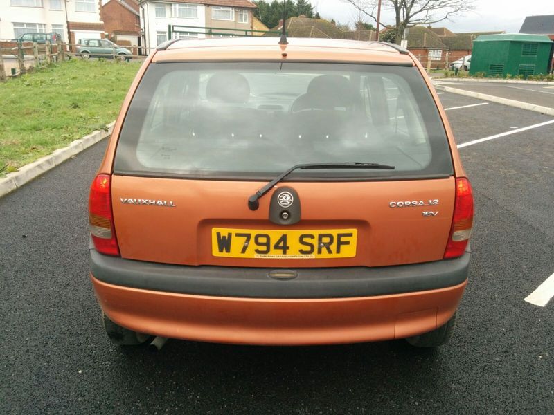 2000 Vauxhall Corsa GLS 16V image 3