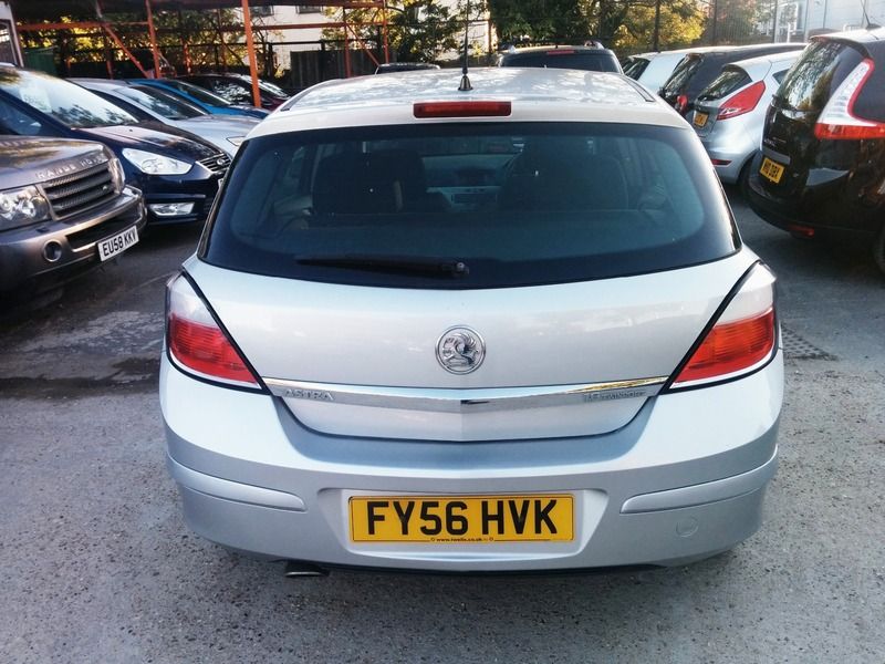 2006 Vauxhall Astra SXI 16V Twinport image 2