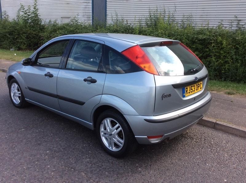 2003 Ford Focus image 2