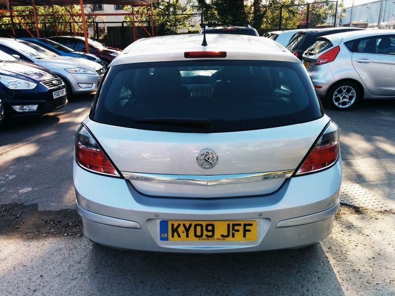 2009 Vauxhall Astra Club Cdti image 2