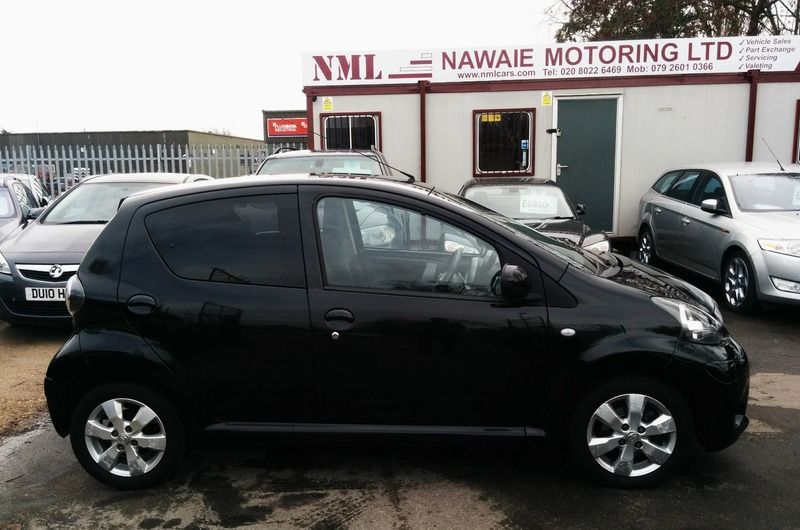 2012 Toyota AYGO Vvt-i Fire AC image 2